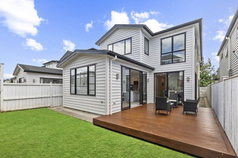 Photo of property in 66 Kano Way, Hobsonville, Auckland, 0616