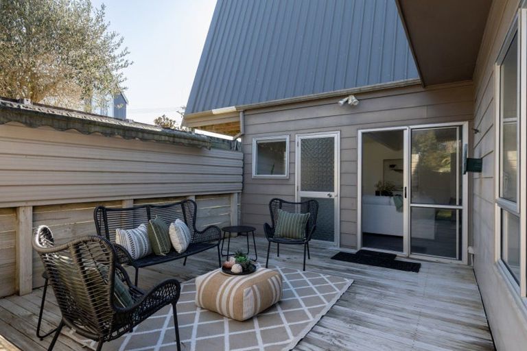 Photo of property in 144 Karewa Parade, Papamoa Beach, Papamoa, 3118