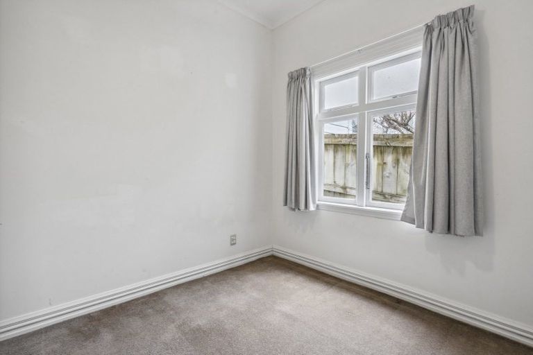 Photo of property in 24 Charlotte Avenue, Brooklyn, Wellington, 6021