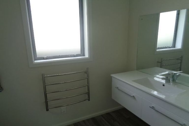 Photo of property in 1/1 Isleworth Road, Bishopdale, Christchurch, 8053