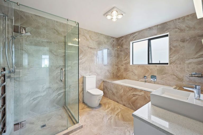 Photo of property in 9 Mccaw Avenue, Whenuapai, Auckland, 0618