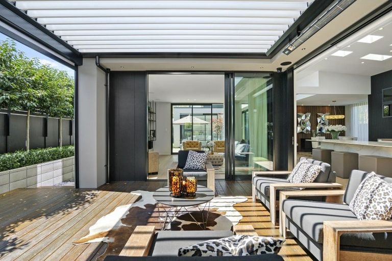 Photo of property in 32 Queens Avenue, Merivale, Christchurch, 8014