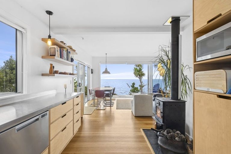 Photo of property in 35 Totara Avenue, Collingwood, 7073