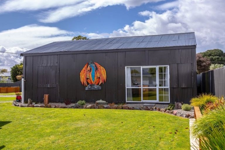 Photo of property in 1 Sedcole Street, Pahiatua, 4910