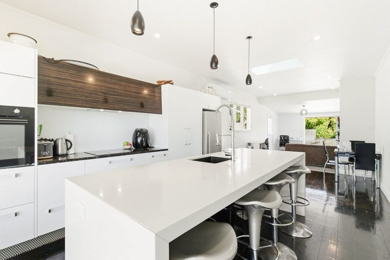 Photo of property in 44 Mortimer Terrace, Aro Valley, Wellington, 6021