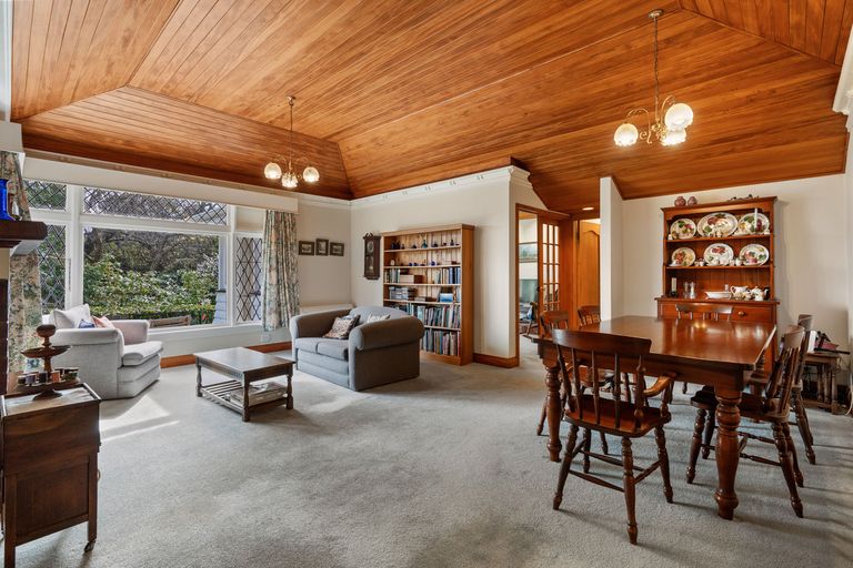 Photo of property in 11 Howard Street, Macandrew Bay, Dunedin, 9014