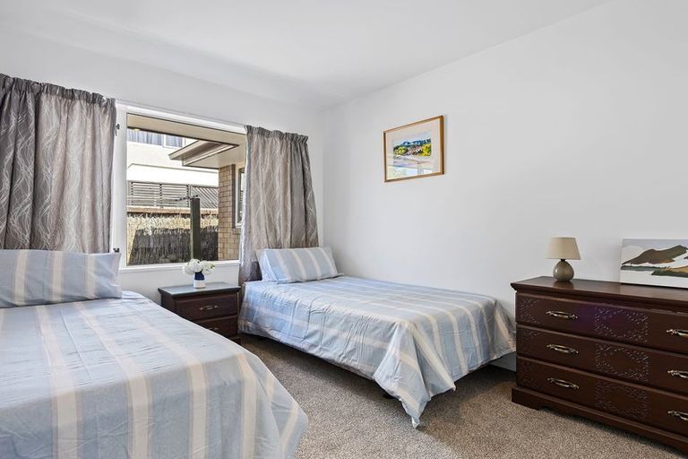 Photo of property in 42 Grimseys Road, Redwood, Christchurch, 8051