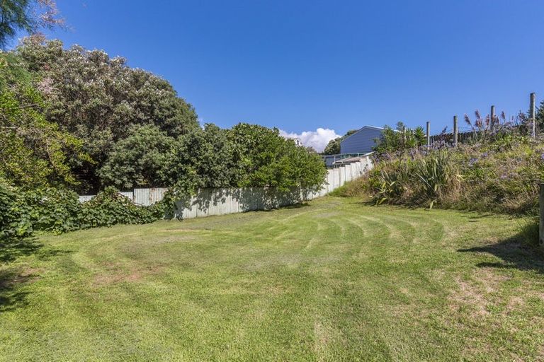 Photo of property in 42 Rodney Avenue, Te Horo Beach, Otaki, 5581