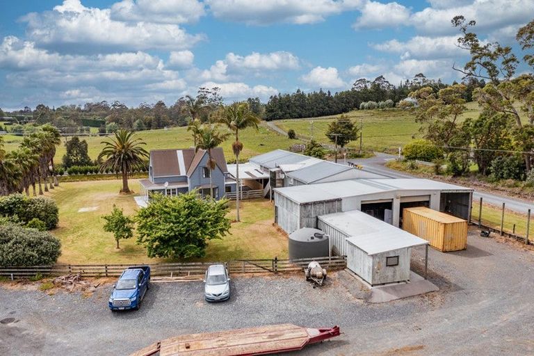 Photo of property in 92 Waimate Road North, Kerikeri, 0293