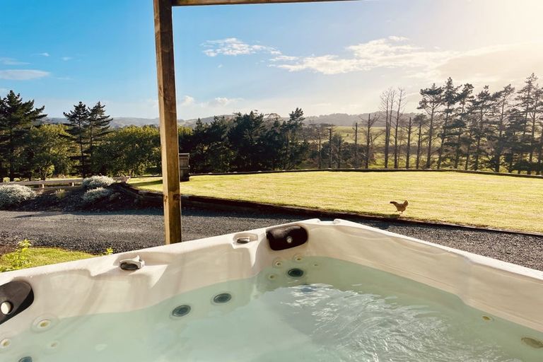 Photo of property in 306 West Coast Road, Makarau, Warkworth, 0984