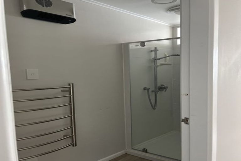 Photo of property in 7 Naughton Terrace, Kilbirnie, Wellington, 6022