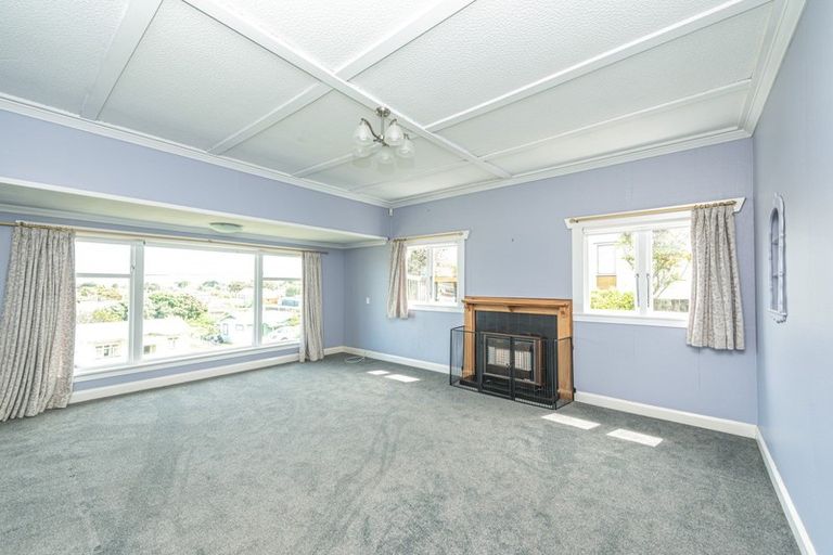 Photo of property in 16 Rata Street, Gonville, Whanganui, 4501