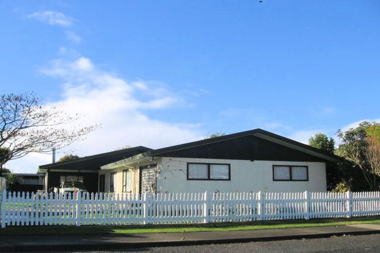 Photo of property in 7 Dundee Drive, Flaxmere, Hastings, 4120