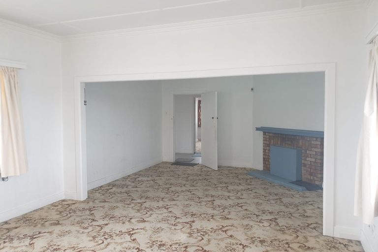 Photo of property in 16 Vine Street, Mangere East, Auckland, 2024