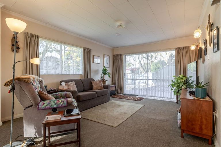 Photo of property in 6 Drury Street, Cloverlea, Palmerston North, 4412