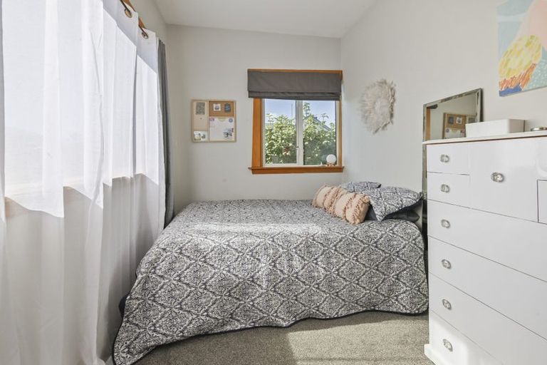 Photo of property in 2/23 Donegal Street, Belfast, Christchurch, 8051