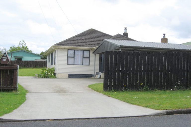 Photo of property in 26 Montgomery Avenue, Pukekohe, 2120