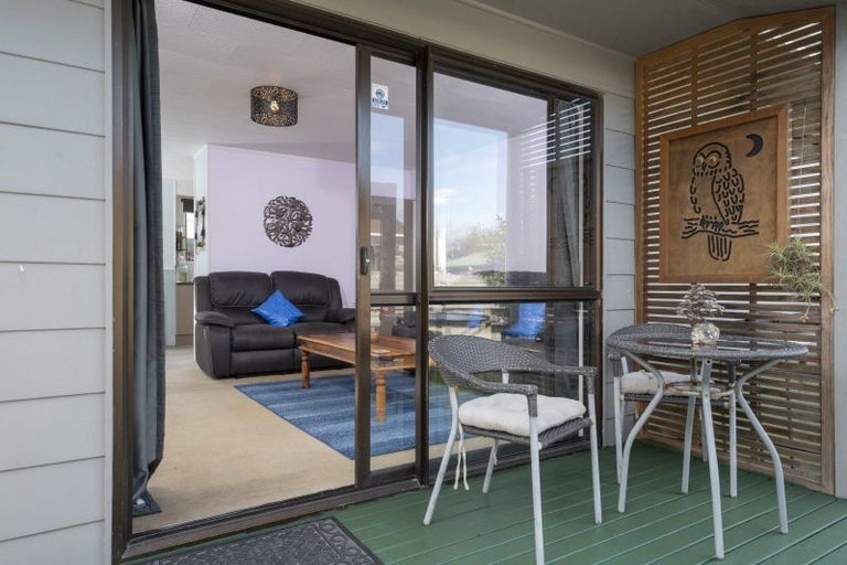 Photo of property in 14 College Place, Poike, Tauranga, 3112