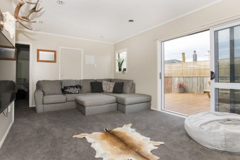 Photo of property in 18 Lytton Road, Riverdale, Gisborne, 4010