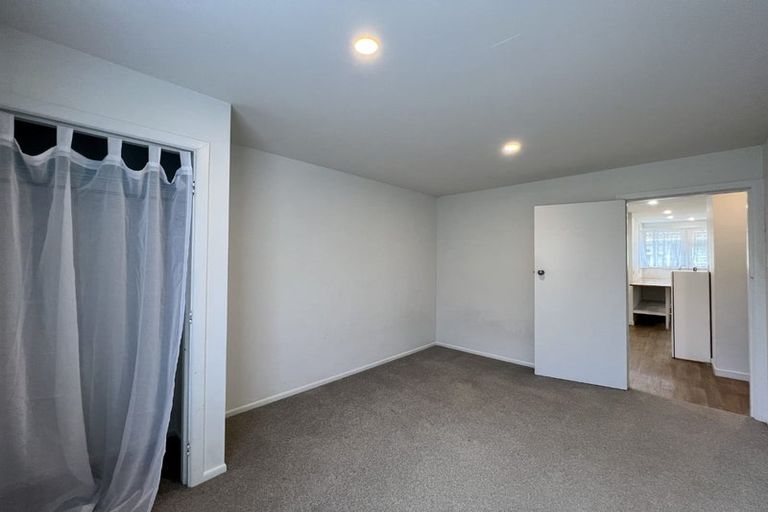 Photo of property in 126 Castor Crescent, Cannons Creek, Porirua, 5024