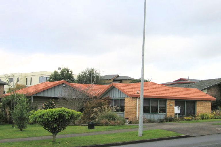 Photo of property in 40 Dixon Road, Fitzroy, Hamilton, 3206