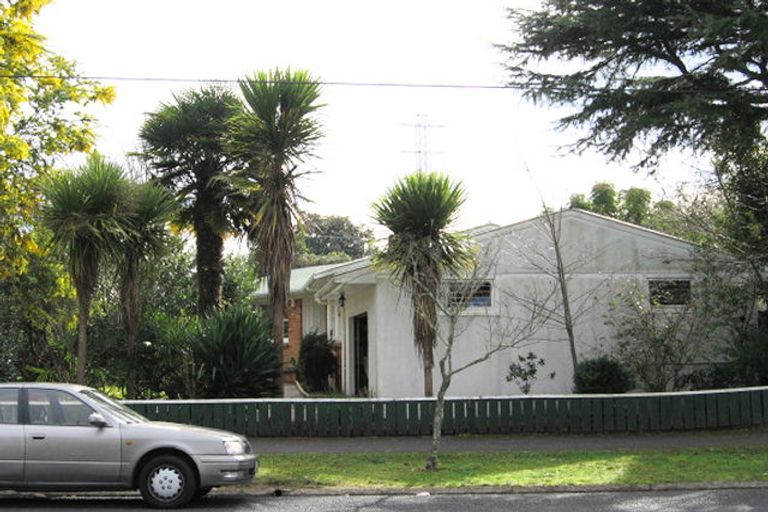 Photo of property in 15 Nevada Road, Silverdale, Hamilton, 3216