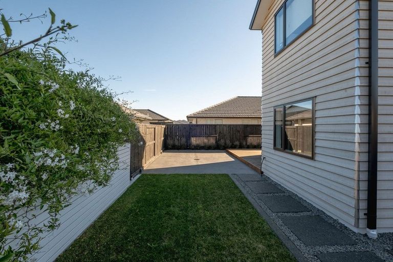 Photo of property in 212 The Boulevard, Papamoa Beach, Papamoa, 3118