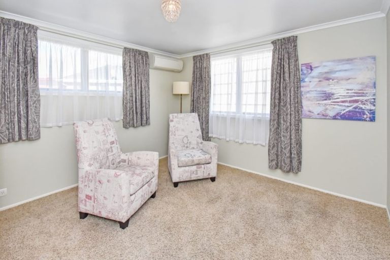 Photo of property in 45a Barnhill Crescent, Pahurehure, Papakura, 2113