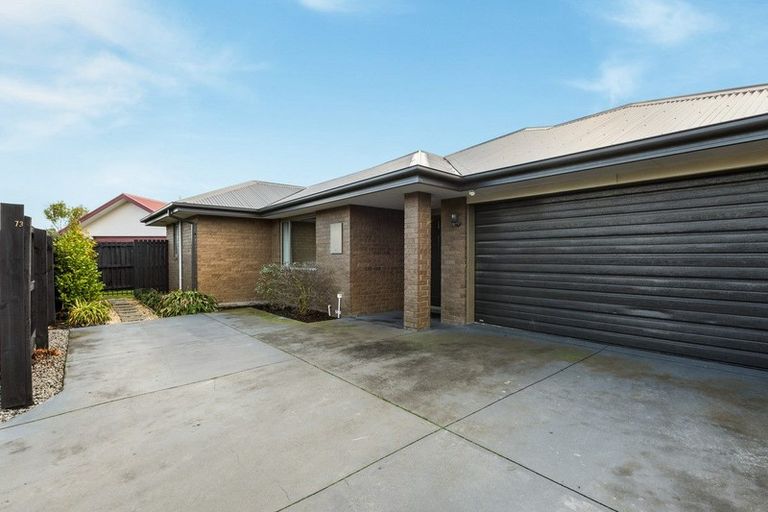 Photo of property in 73 Coolspring Way, Redwood, Christchurch, 8051