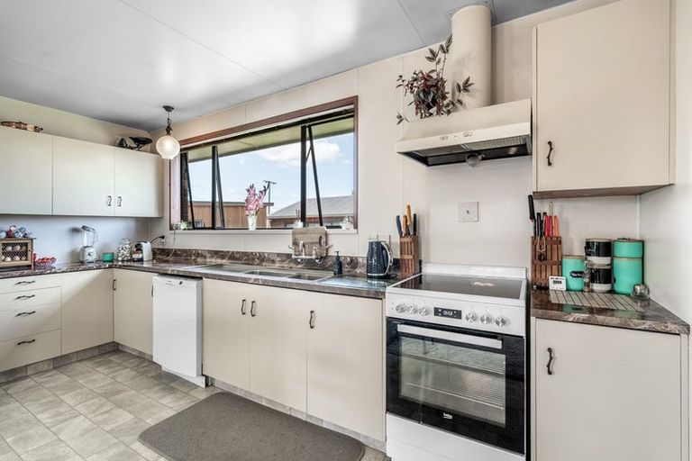 Photo of property in 102 Broughton Street, Gore, 9710