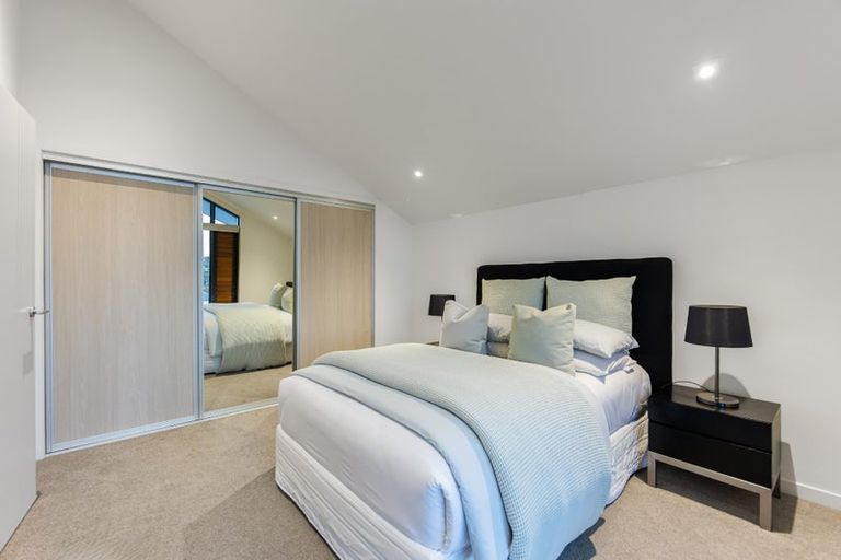 Photo of property in 11 Tuatini Place, Long Bay, Auckland, 0630