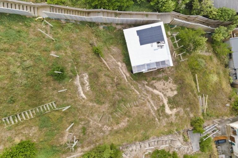 Photo of property in 98a The Esplanade, Houghton Bay, Wellington, 6023