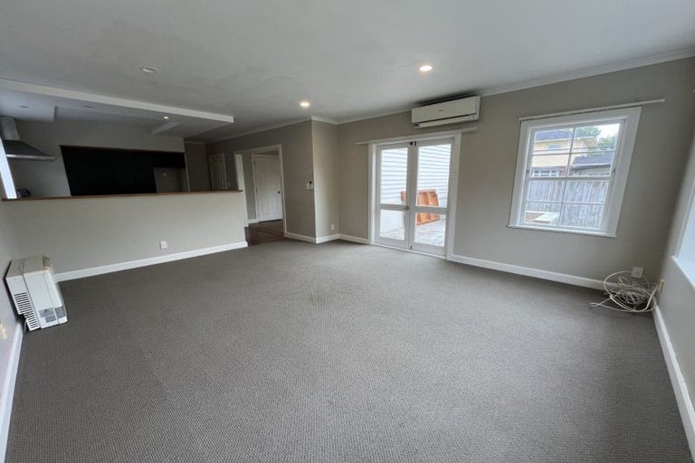 Photo of property in 411a Featherston Street, Palmerston North, 4414