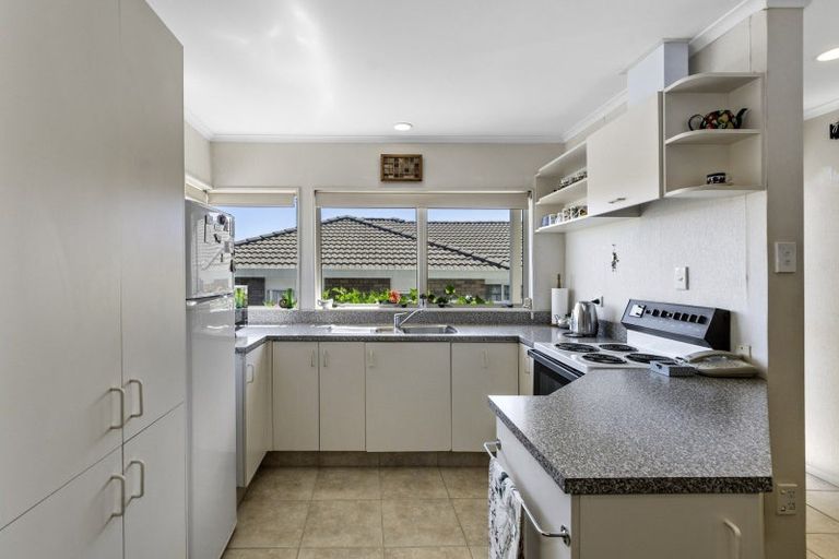 Photo of property in 12/492 Otumoetai Road, Otumoetai, Tauranga, 3110