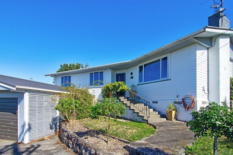 Photo of property in 11 Puriri Crescent, Lansdowne, Masterton, 5810
