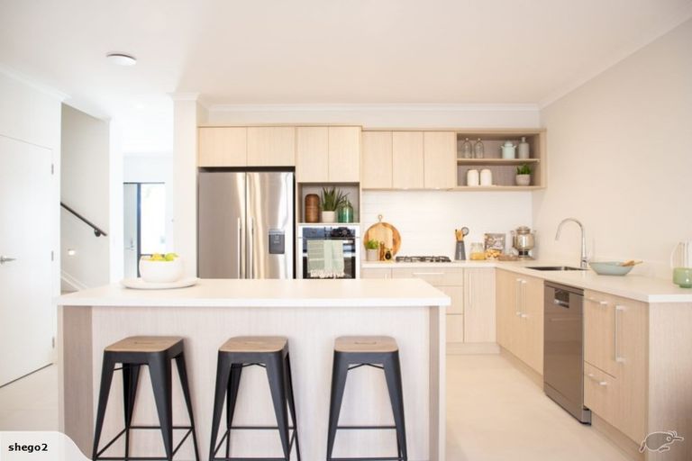 Photo of property in 8 Pepene Avenue, Takanini, 2112