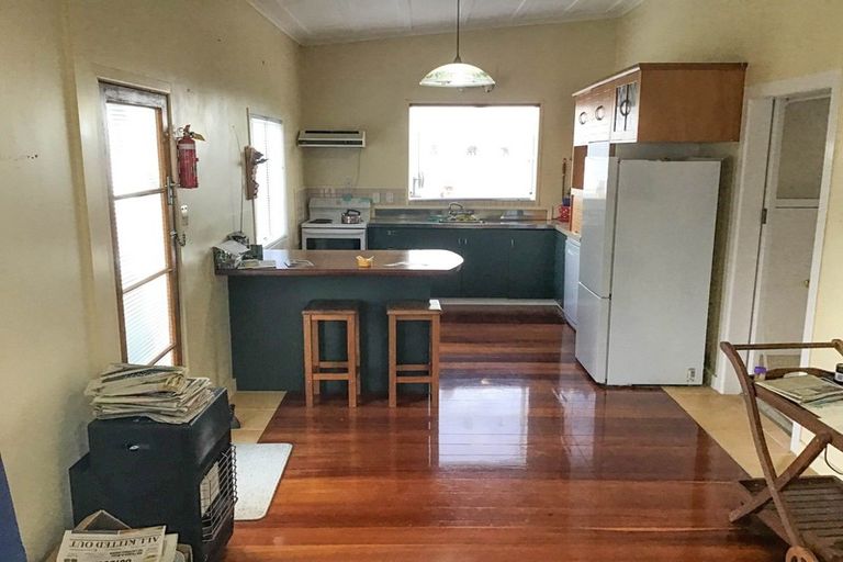 Photo of property in 124 Wilson Street, Thames, 3500