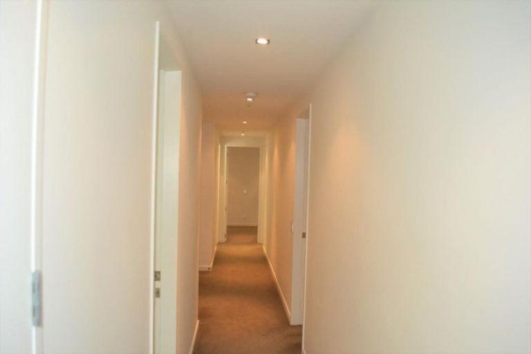 Photo of property in Mariner, 1a/140 Oriental Parade, Oriental Bay, Wellington, 6011