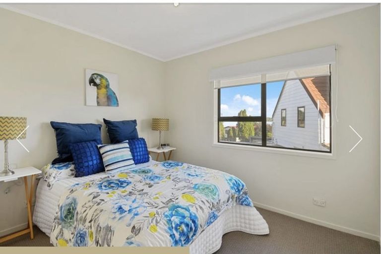 Photo of property in 81 St Annes Crescent, Wattle Downs, Auckland, 2103