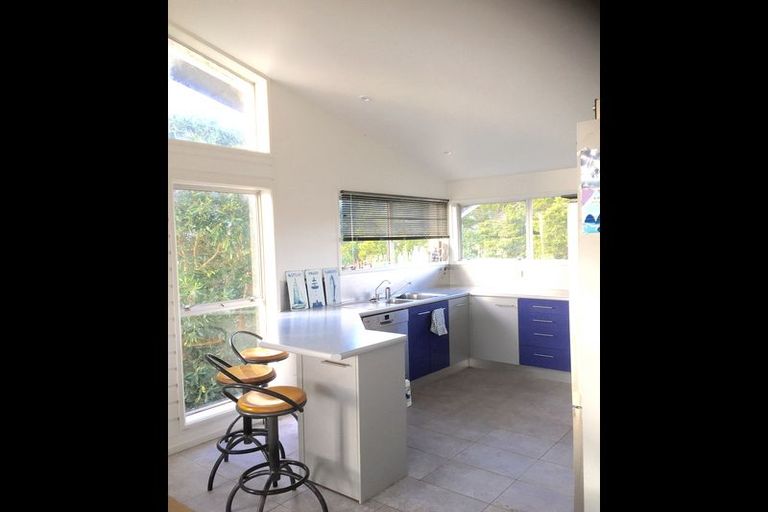 Photo of property in 18 Franklin Street, Opua, 0200