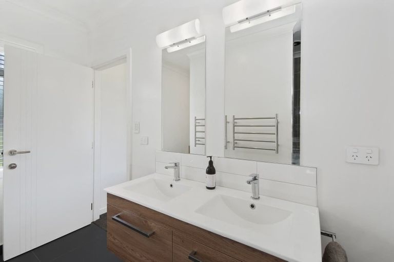 Photo of property in 50/500 Kinloch Road, Kinloch, Taupo, 3377