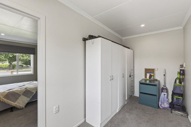 Photo of property in 1 Rimu Street, Strandon, New Plymouth, 4312