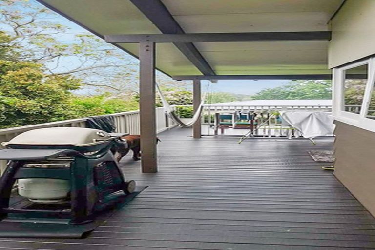 Photo of property in 50 Clark Road, Pahurehure, Papakura, 2113