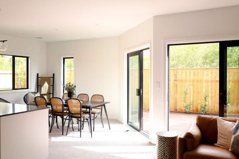 Photo of property in 104 Freedom Drive, Kelvin Grove, Palmerston North, 4414