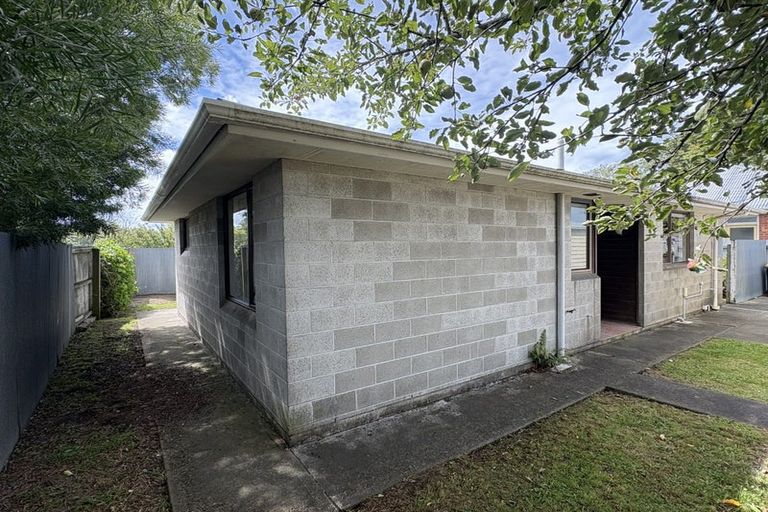 Photo of property in 21 Ballantyne Avenue, Upper Riccarton, Christchurch, 8041