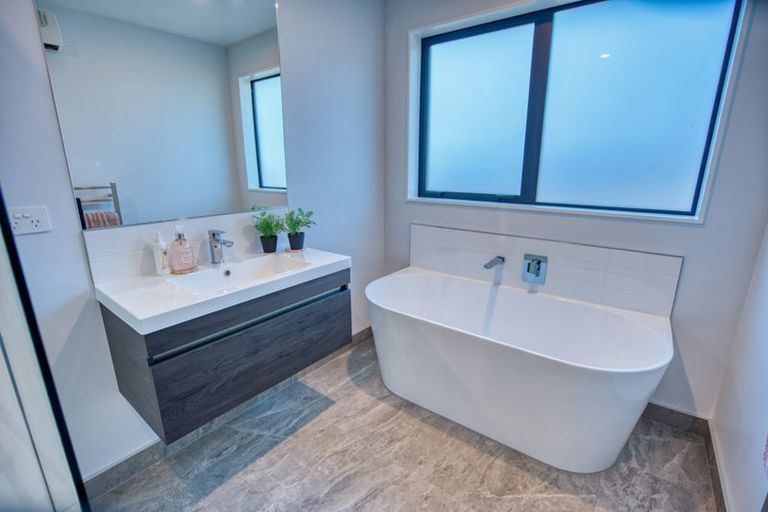 Photo of property in 11a Hinau Crescent, Kaiata, Greymouth, 7805