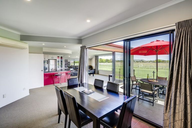 Photo of property in Cheltenham Court, 609 Market Street South, Hastings, 4122