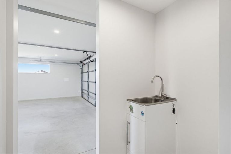 Photo of property in 45 Fairbairn Road, Rolleston, 7614