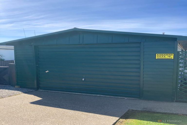 Photo of property in 72 High Street, Waimate, 7924