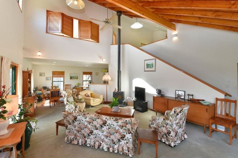 Photo of property in 24 Kanuka Road, Sandspit, Warkworth, 0982